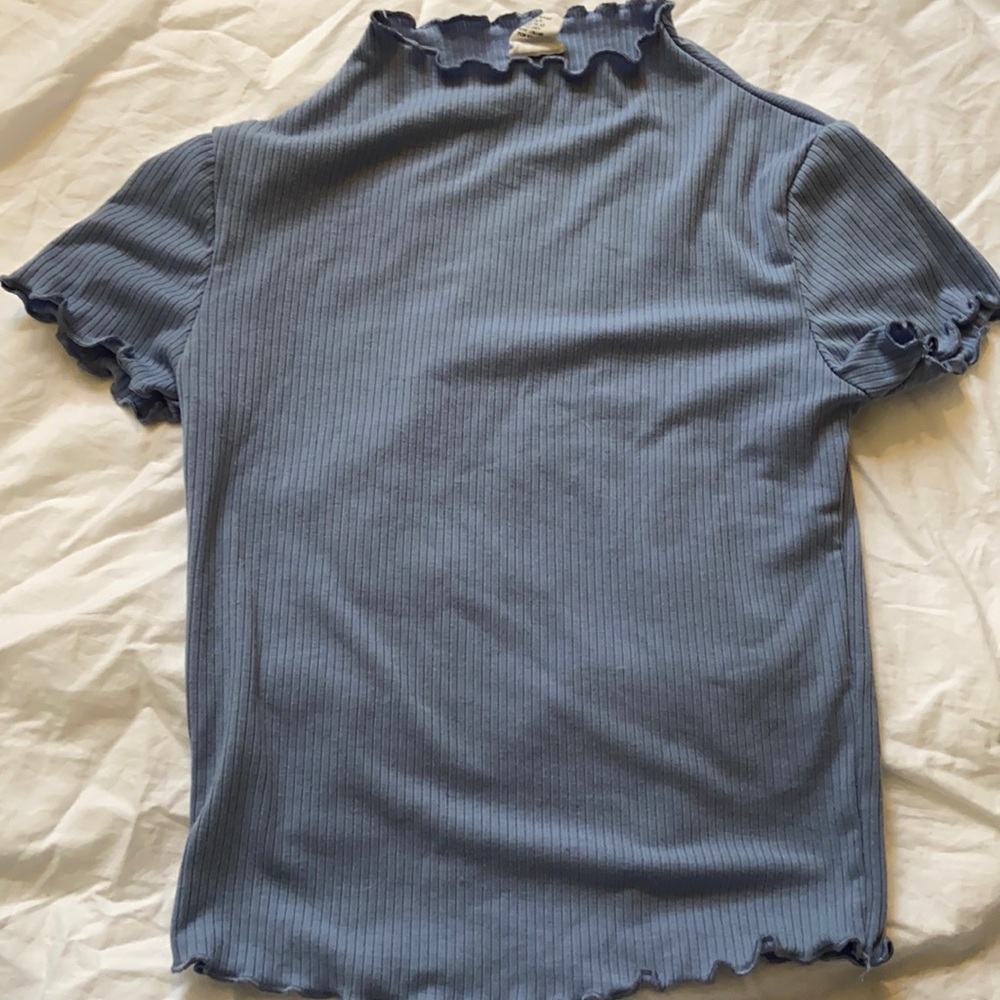 Blue turtleneck t shirt